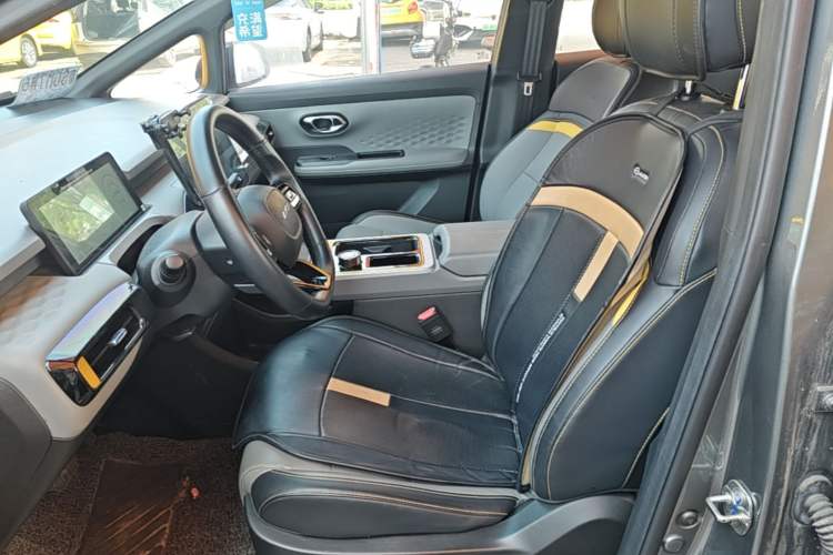 Used AION Y 2022 70 Intelligent Edition Lithium Iron Phosphate Left Front Seat