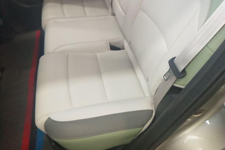 Used AION Y 2022 Plus 70 Tech Edition Left Rear Seat