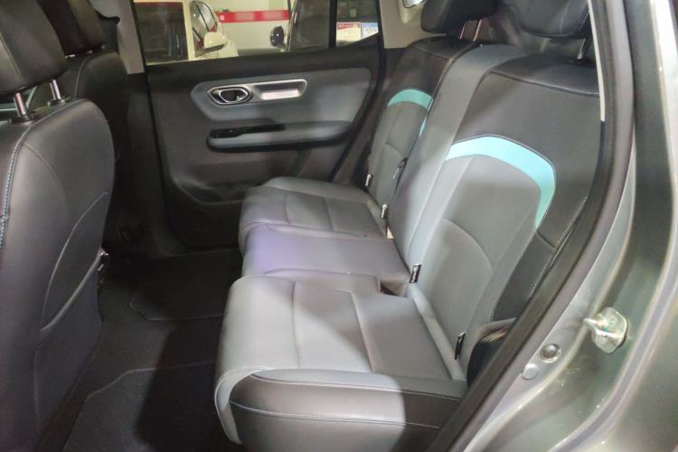 Used AION Y 2022 Plus 70 Smart Edition Left Rear Seat