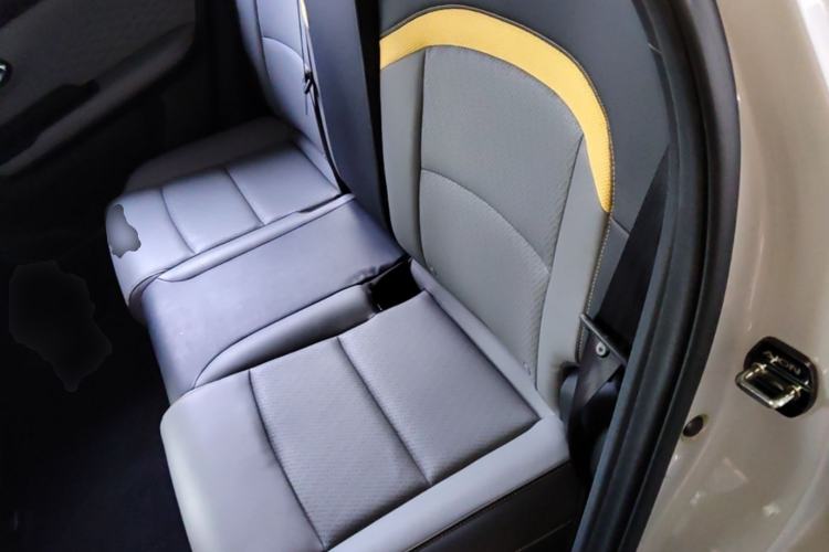 Used AION Y 2022 70 Intelligent Edition Lithium Iron Phosphate Left Rear Seat