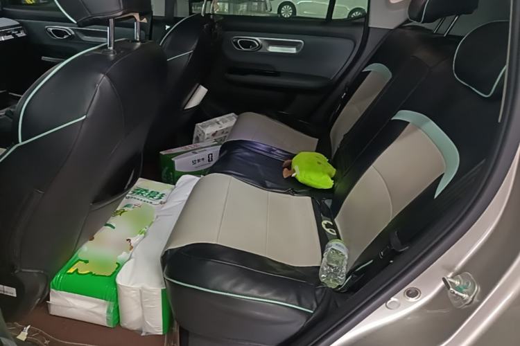 Used AION Y 2022 Plus 70 Smart Edition Left Rear Seat