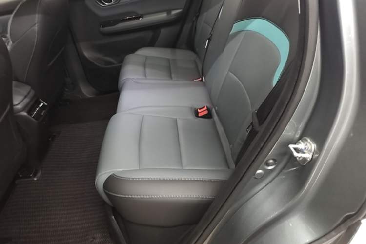 Used AION Y 2022 Plus 70 Smart Edition Left Rear Seat