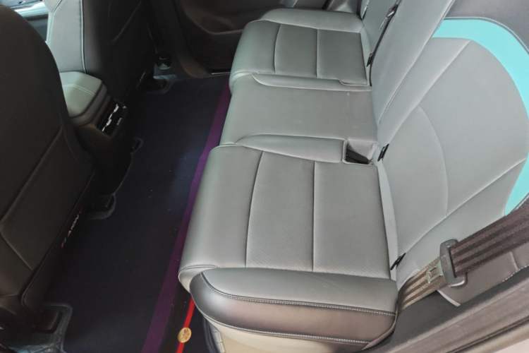 Used AION Y 2022 Plus 70 Smart Edition Left Rear Seat