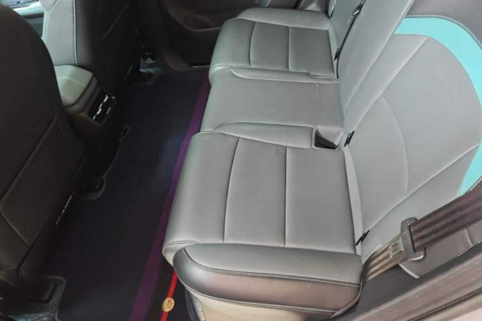 Used AION Y 2022 Plus 70 Smart Edition Left Rear Seat