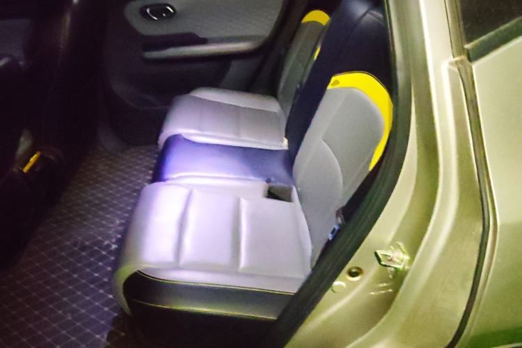 Used AION Y 2022 70 Intelligent Edition Lithium Iron Phosphate Left Rear Seat