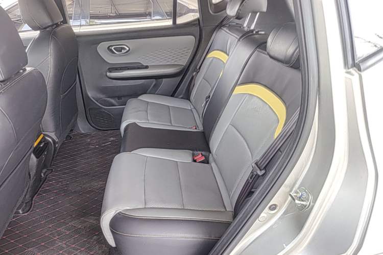 Used AION Y 2022 70 Enjoyment Edition Lithium Iron Phosphate Left Rear Seat