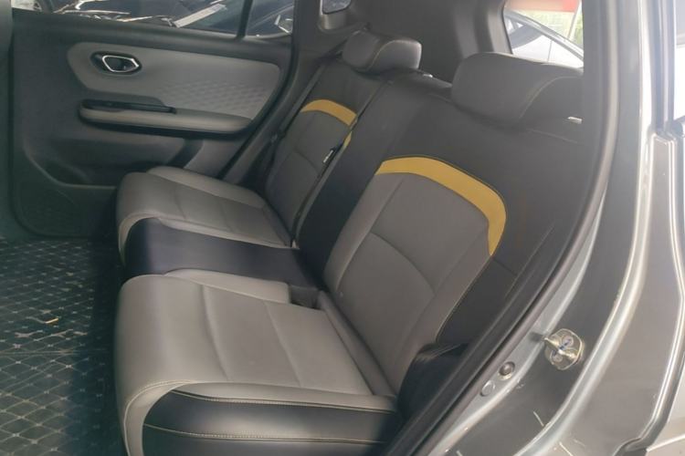 Used AION Y 2022 70 Intelligent Driving Version Lithium Iron Phosphate Left Rear Seat