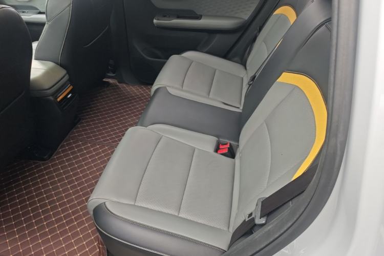 Used AION Y 2022 70 Intelligent Edition Lithium Iron Phosphate Left Rear Seat