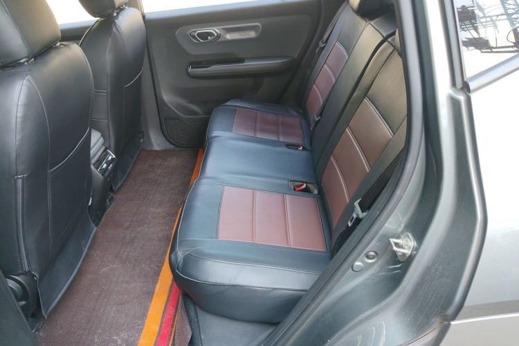 Used AION Y 2022 Plus 80 Enjoy Edition Left Rear Seat