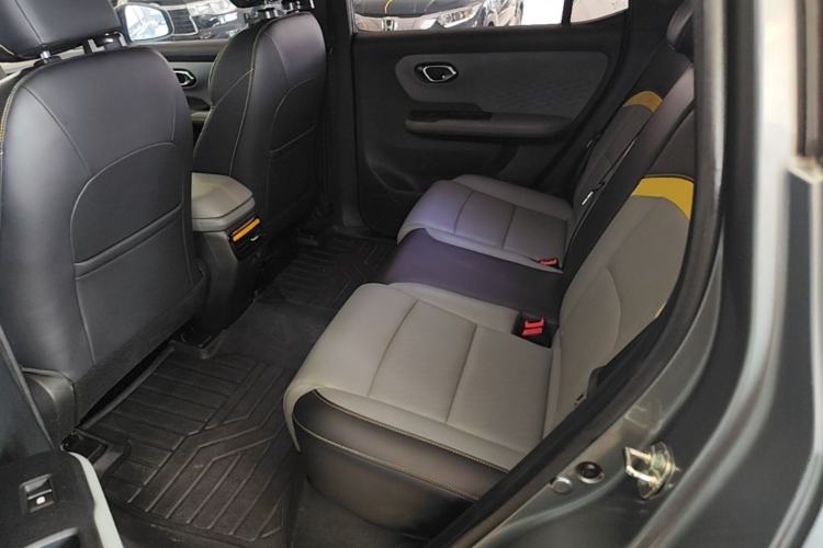 Used AION Y 2022 70 Intelligent Edition Lithium Iron Phosphate Left Rear Seat