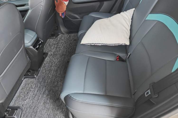 Used AION Y 2022 Plus 70 Smart Edition Left Rear Seat