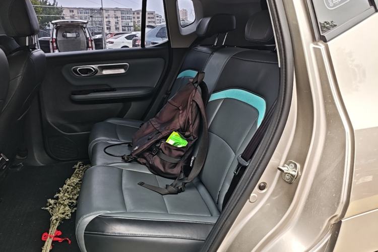Used AION Y 2022 Plus 70 Smart Edition Left Rear Seat