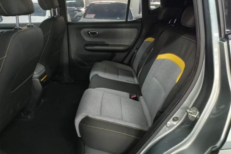 Used AION Y 2022 70 Enjoyment Edition Lithium Iron Phosphate Left Rear Seat
