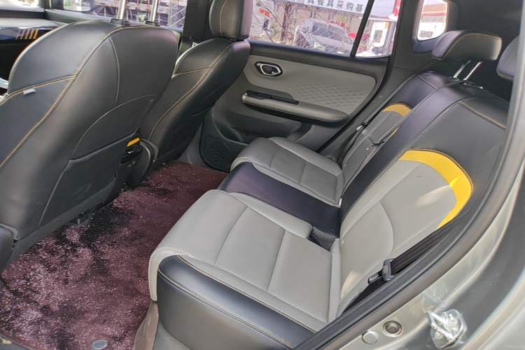Used AION Y 2022 70 Intelligent Edition Lithium Iron Phosphate Left Rear Seat
