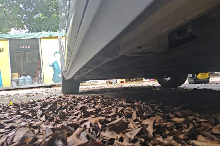 Used AION Y 2022 Plus 70 Smart Edition Left Side Sill