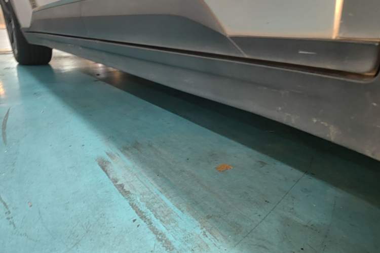 Used AION Y 2022 70 Enjoyment Edition Lithium Iron Phosphate Left Side Sill