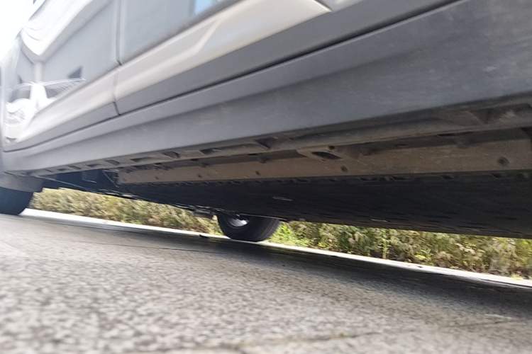 Used AION Y 2022 Plus 70 Smart Edition Left Side Sill