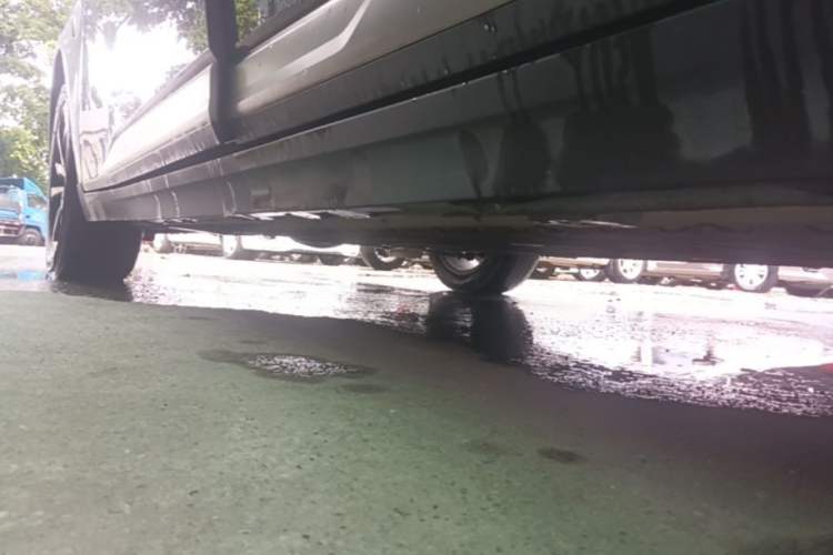 Used AION Y 2022 Plus 70 Smart Edition Left Side Sill