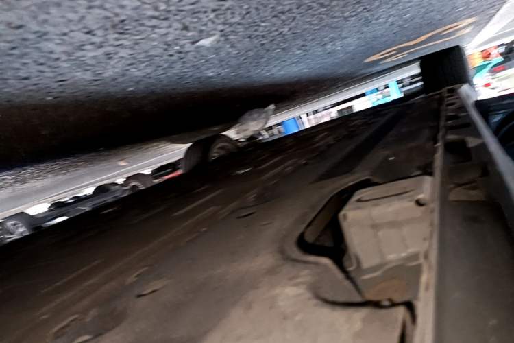 Used AION Y 2022 Plus 70 Tech Edition Left Side Sill