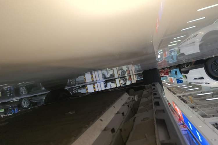 Used AION Y 2022 70 Intelligent Edition Lithium Iron Phosphate Left Side Sill