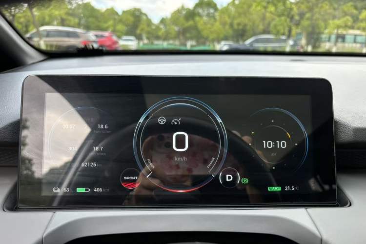 Used AION Y 2022 80 Intelligent Driving Version Odometer Close Up