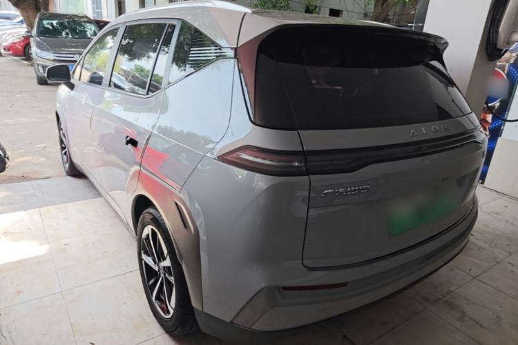 Used AION Y 2022 Plus 70 Smart Edition Rear Left 45 Deg