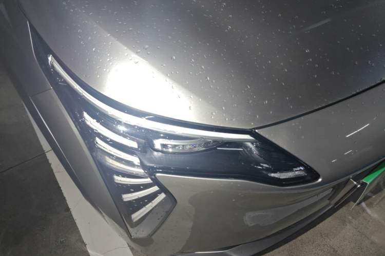 Used AION Y 2022 Plus 70 Smart Edition Right Front Headlight