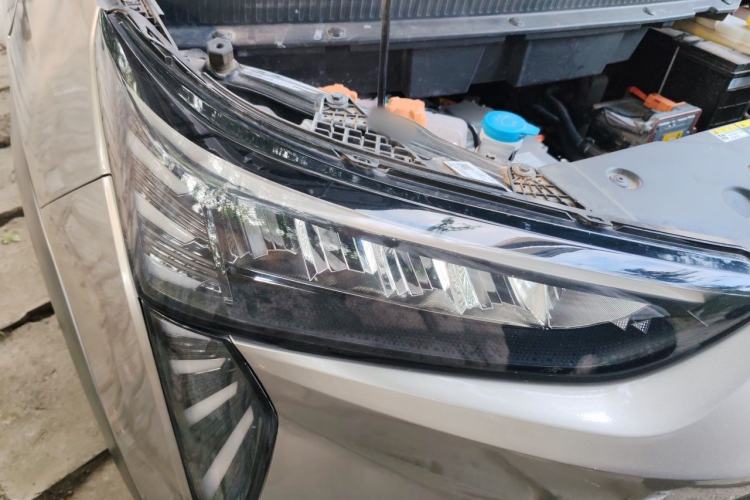 Used AION Y 2022 70 Enjoyment Edition Lithium Iron Phosphate Right Front Headlight
