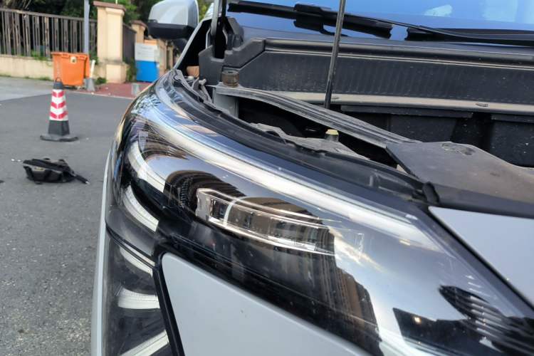 Used AION Y 2022 Plus 70 Smart Edition Right Front Headlight