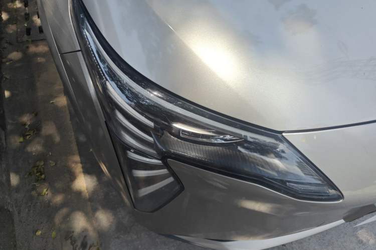 Used AION Y 2022 Plus 70 Smart Edition Right Front Headlight