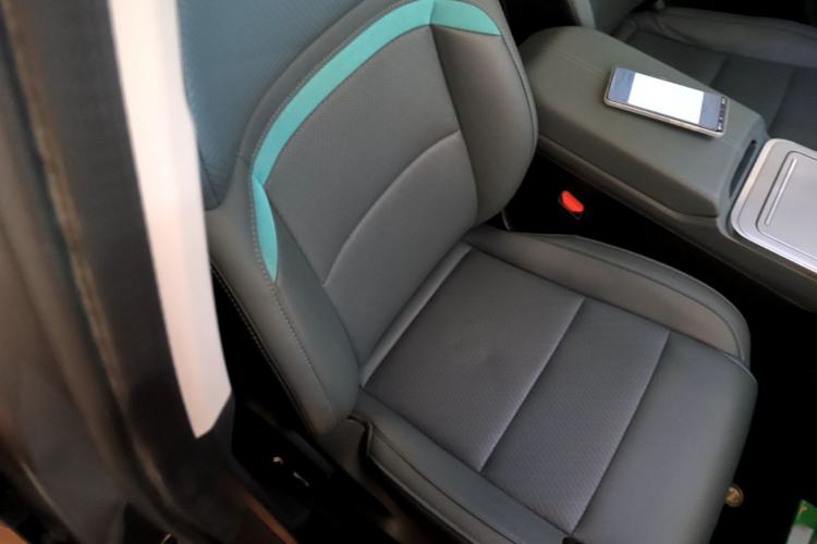 Used AION Y 2022 Plus 70 Smart Edition Right Front Seat