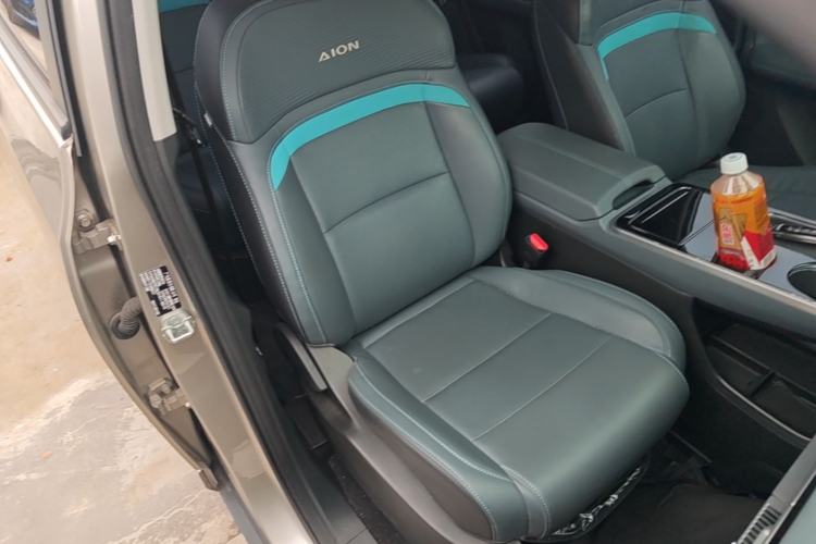 Used AION Y 2022 Plus 70 Smart Edition Right Front Seat