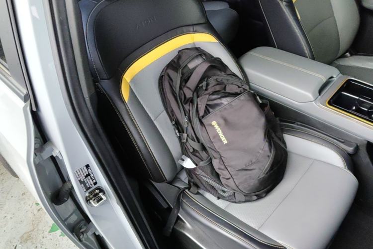 Used AION Y 2022 70 Intelligent Edition Lithium Iron Phosphate Right Front Seat