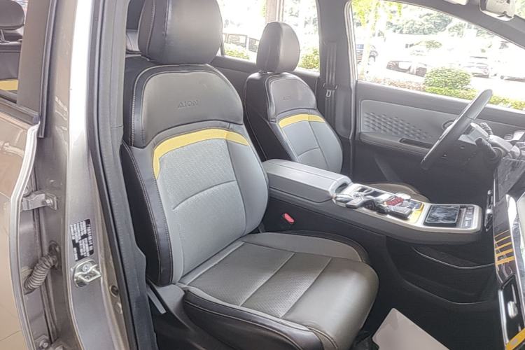 Used AION Y 2022 70 Enjoyment Edition Lithium Iron Phosphate Right Front Seat