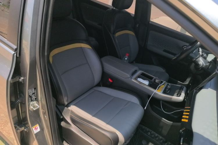 Used AION Y 2022 70 Intelligent Driving Version Lithium Iron Phosphate Right Front Seat
