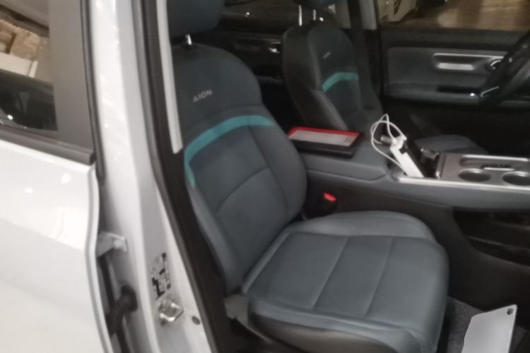 Used AION Y 2022 Plus 70 Smart Edition Right Front Seat