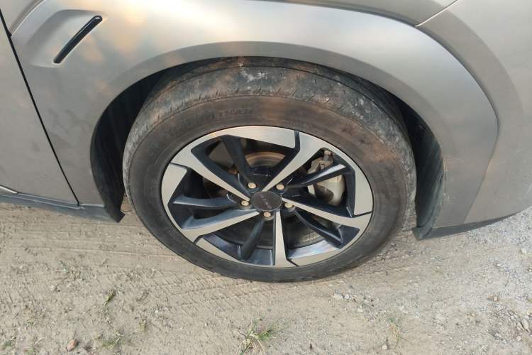 Used AION Y 2022 Plus 70 Smart Edition Right Front Wheel Hub