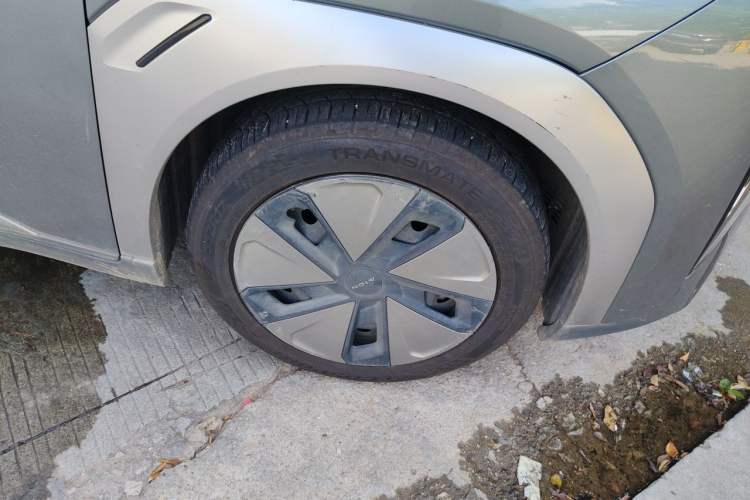 Used AION Y 2022 Plus 80 Enjoy Edition Right Front Wheel Hub
