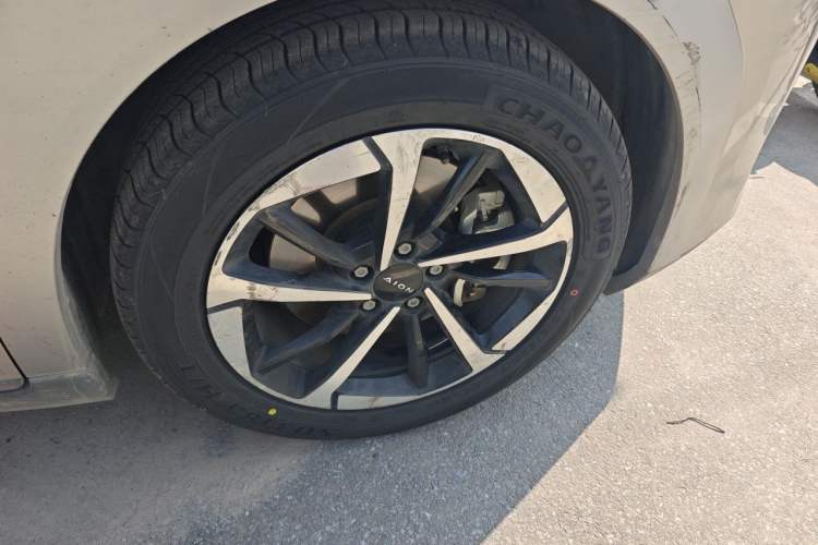 Used AION Y 2022 Plus 80 Smart Edition Right Front Wheel Hub