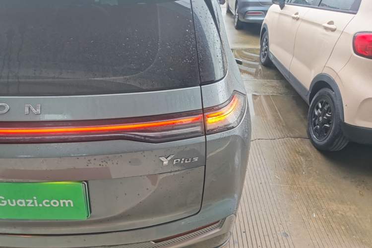 Used AION Y 2022 Plus 70 Smart Edition Right Rear Taillight