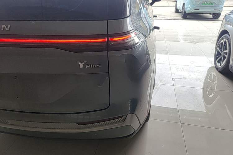 Used AION Y 2022 Plus 80 Enjoy Edition Right Rear Taillight