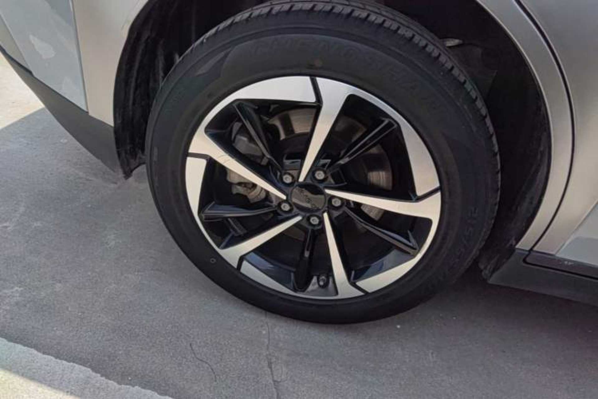 Used AION Y 2022 Plus 70 Smart Edition Right Rear Wheel Hub