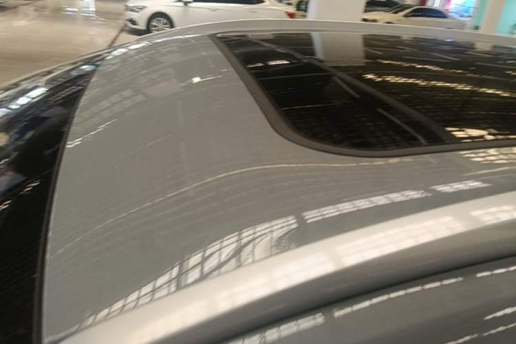 Used AION Y 2022 70 Intelligent Edition Lithium Iron Phosphate Roof