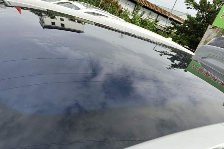 Used AION Y 2022 70 Intelligent Edition Lithium Iron Phosphate Roof