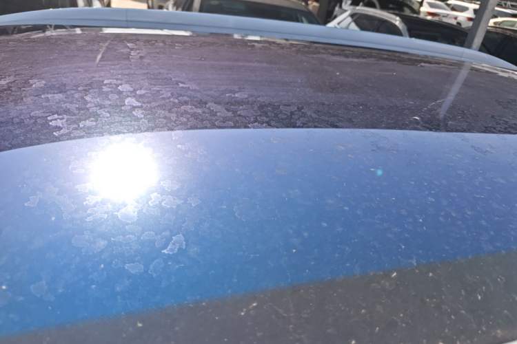 Used AION Y 2022 70 Tech Edition Lithium Iron Phosphate Roof