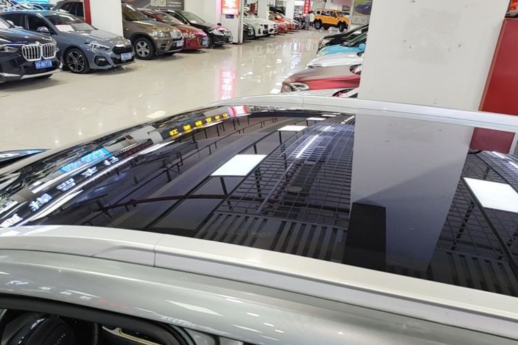 Used AION Y 2022 70 Intelligent Edition Lithium Iron Phosphate Roof