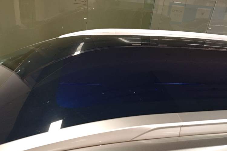 Used AION Y 2022 70 Intelligent Edition Lithium Iron Phosphate Roof