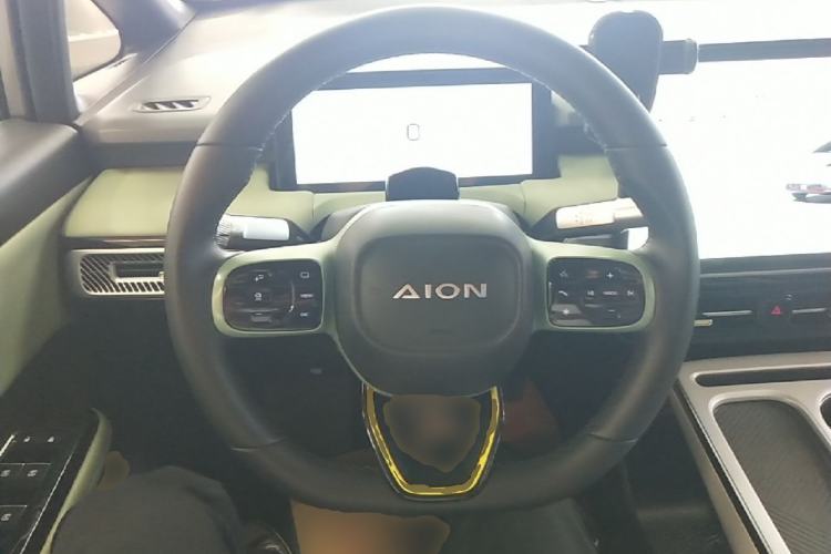 Used AION Y 2022 Plus 70 Tech Edition Steering Wheel