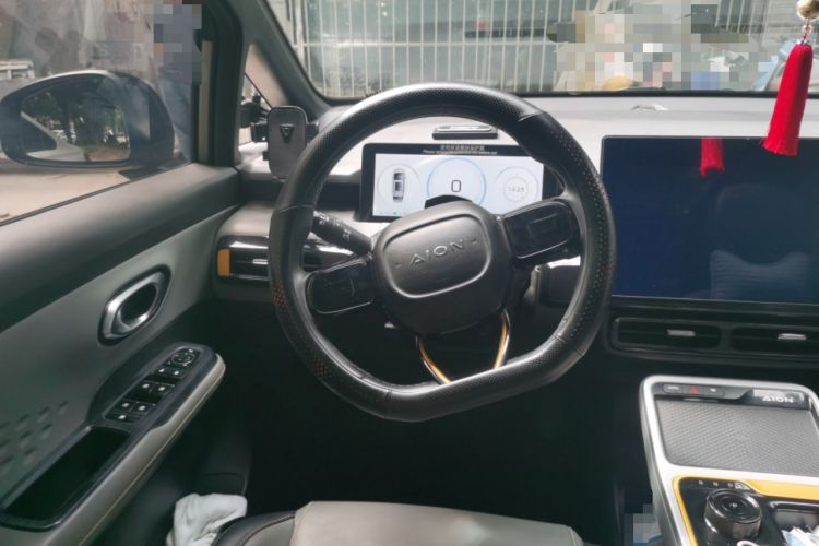 Used AION Y 2022 70 Tech Edition Lithium Iron Phosphate Steering Wheel