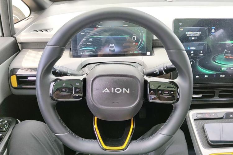 Used AION Y 2022 70 Intelligent Edition Lithium Iron Phosphate Steering Wheel